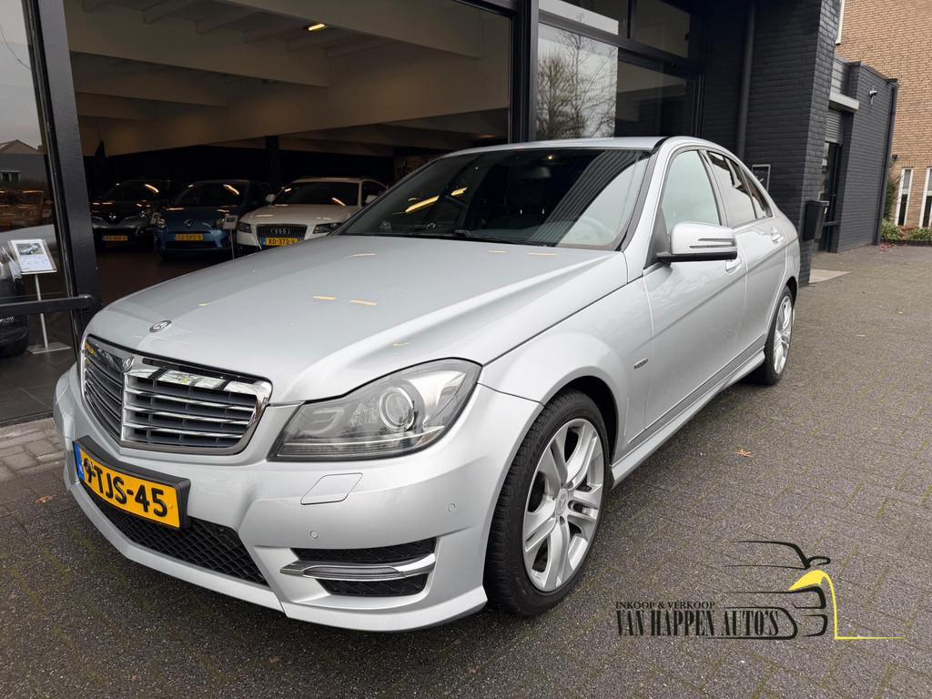 Mercedes-Benz C-klasse 180 Ambition Avantgarde / Automaat /, Achterwielaandrijving, Lichtsensor, Sedan, 16 km/l