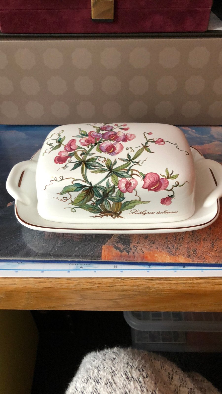 Diverse botanica servies onderdelen., Ophalen