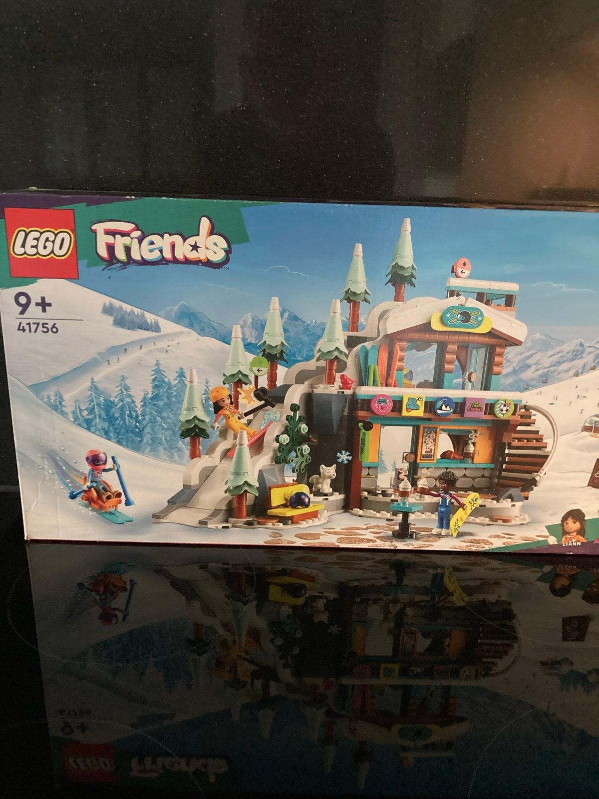 Lego Friends 41756 Vakantie Skipiste en Café Compleet, Gebruikt, Lego, Friends, Ophalen of Verzenden