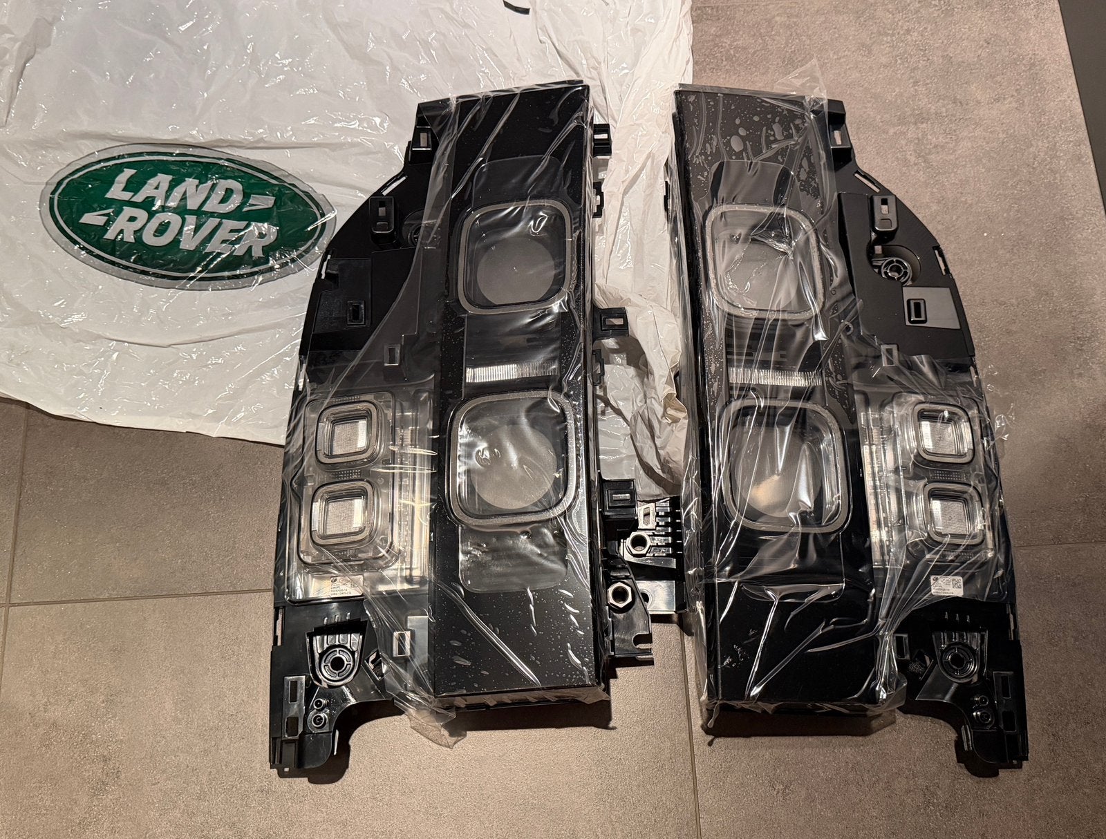 Land Rover Defender 110 achterlichten set L+R – EU 2026, Auto-onderdelen, Verlichting, Ophalen of Verzenden, Nieuw, Land Rover