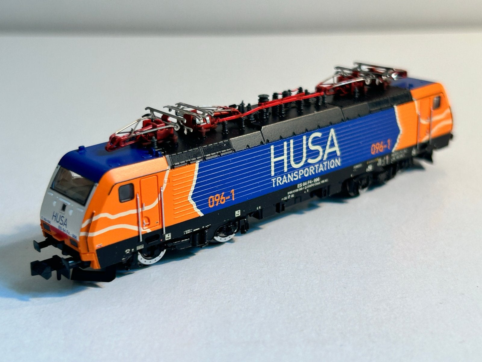 Trix Minitrix HUSA Transportation Locomotief ES 64 F4, Verzenden, Trix, Zo goed als nieuw, Analoog