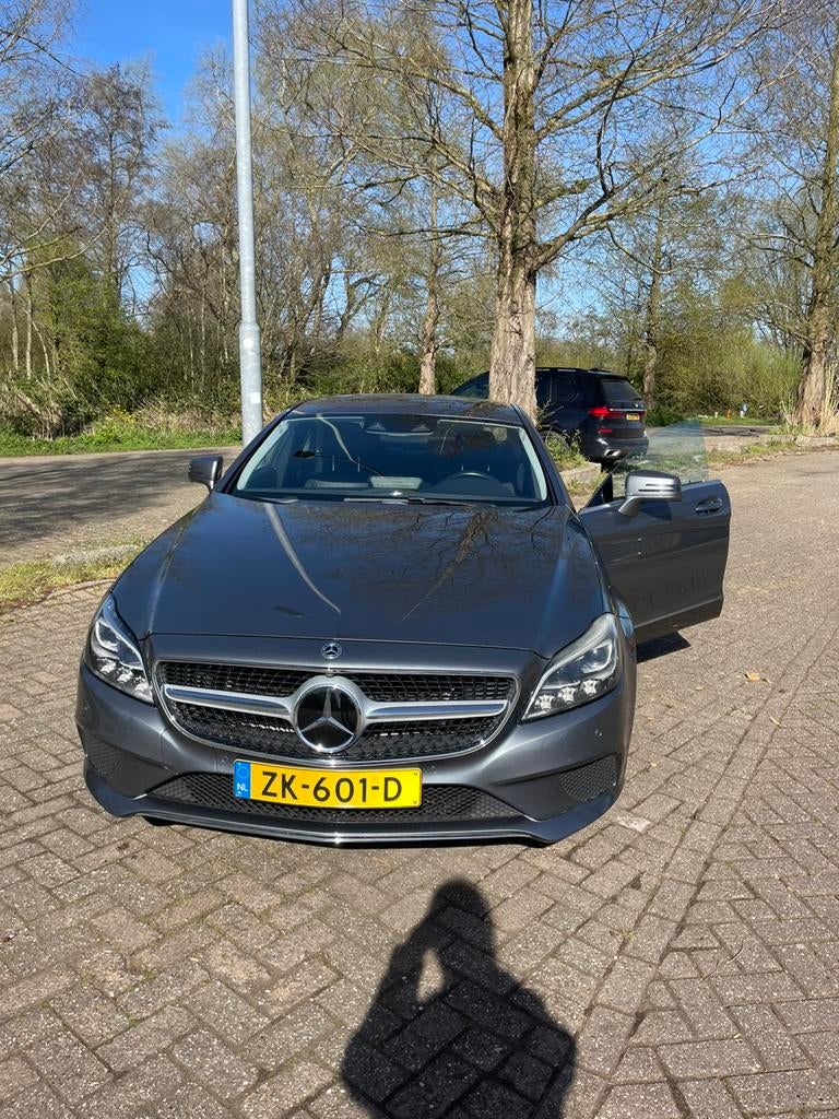 Mercedes CLS 400-Dealer onderhouden, luxe in topconditie!, Achterwielaandrijving, Zwart, 1675 kg, 4 stoelen