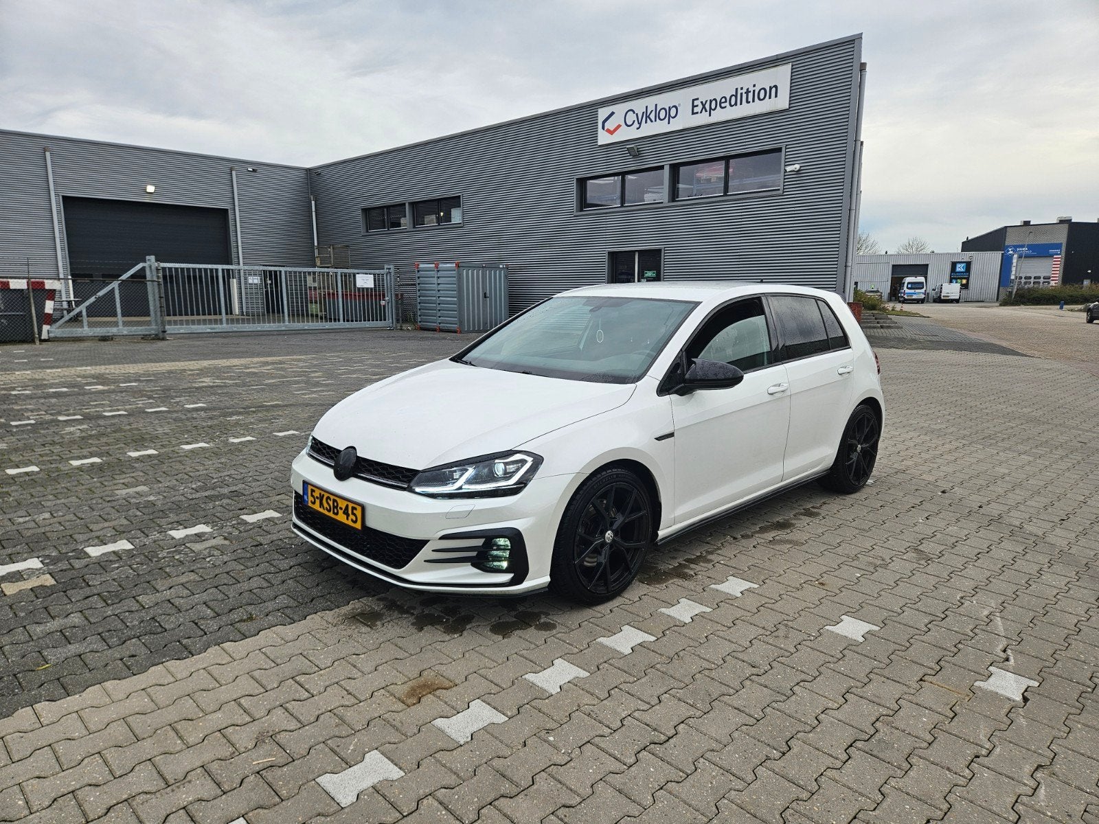 Volkswagen Golf 2.0 GTD 135KW 5D 2013 Parelmoer Wit, 1295 kg, 4 cilinders, Wit, Origineel Nederlands