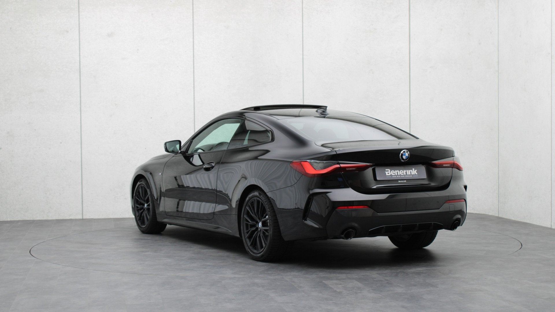 BMW 4 Serie Coupé 430i High Executive M-Sport | Schuifdak |, Auto's, Achterwielaandrijving, Gebruikt, 4 stoelen, Zwart