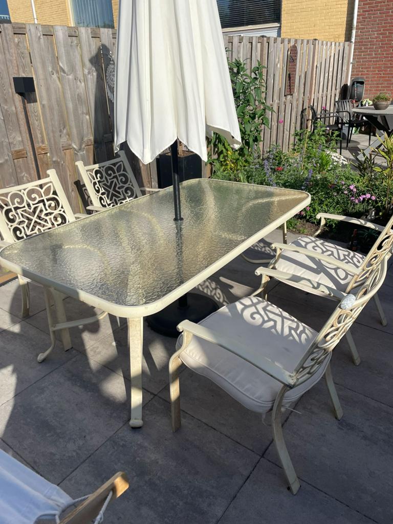 Tuinset 4 stoelen. Tafel 180 x 100. Hoogte 70 cm, 4 zitplaatsen, Gebruikt, Aluminium, Ophalen of Verzenden