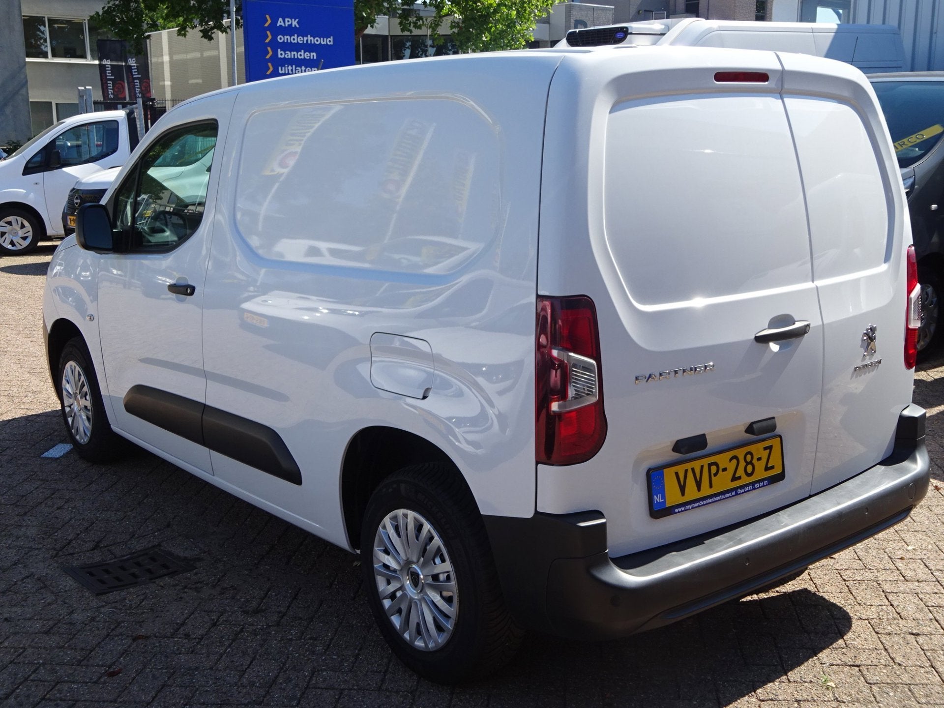 Peugeot Partner 1.5 BlueHDi 100 S&S L1 AIRCO SCHUIFDEUR CRUI, Voorwielaandrijving, Dealer onderhouden, Stof, Gebruikt