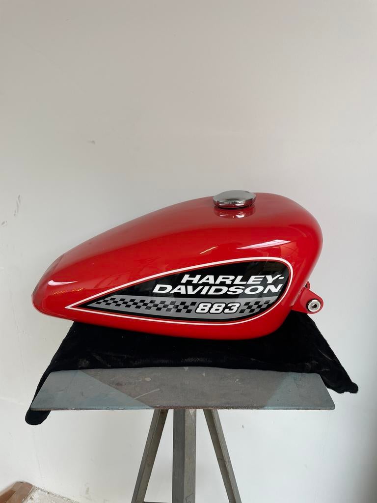 Hd Sportster onderdelen. Tank, spatbord, teller, remklauwen, Motoren, Ophalen of Verzenden, Gebruikt
