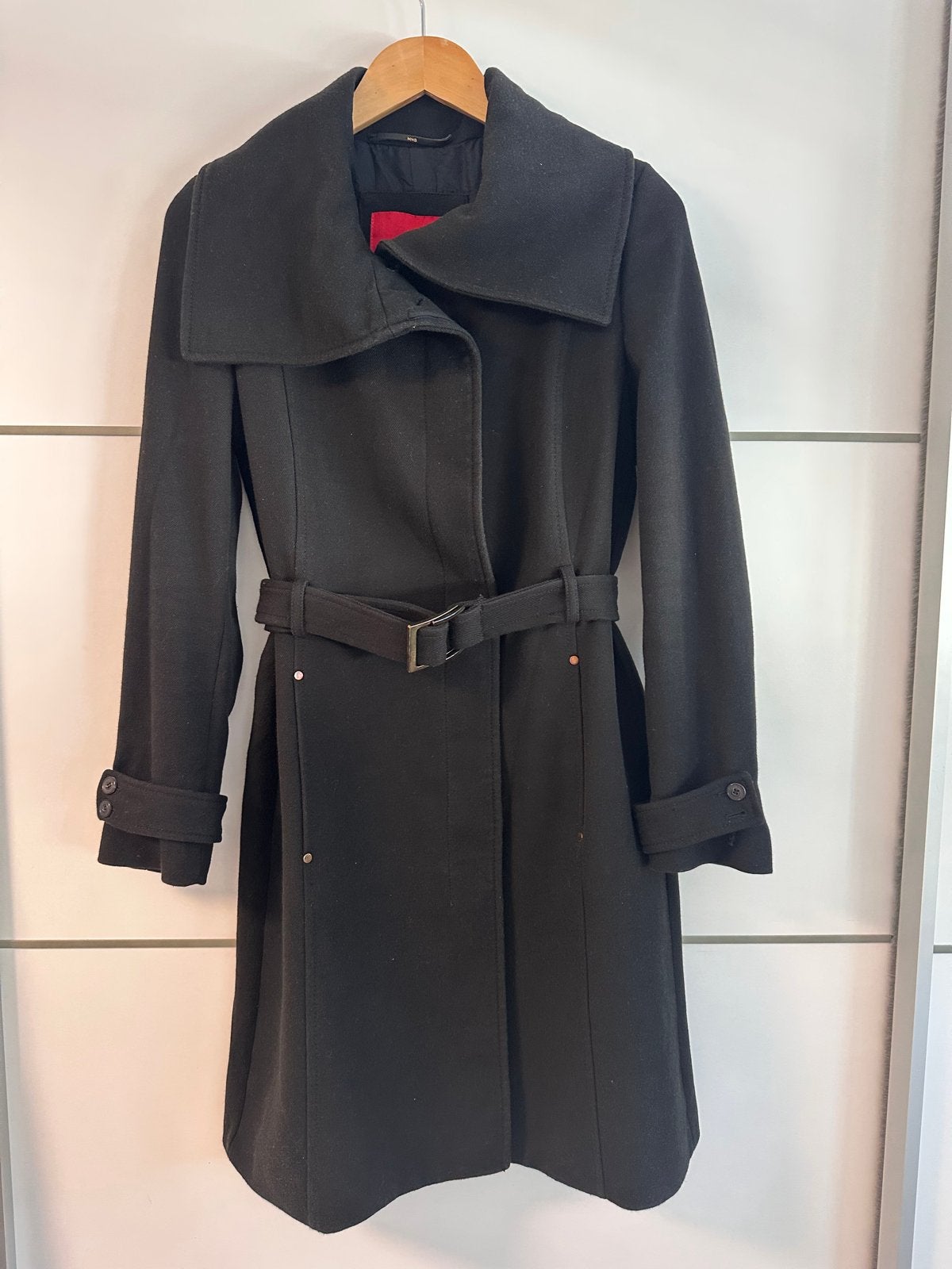 Zwarte Mango jas met ceintuur - Maat S/M, Ophalen of Verzenden, Gedragen, Maat 38/40 (M), Zwart