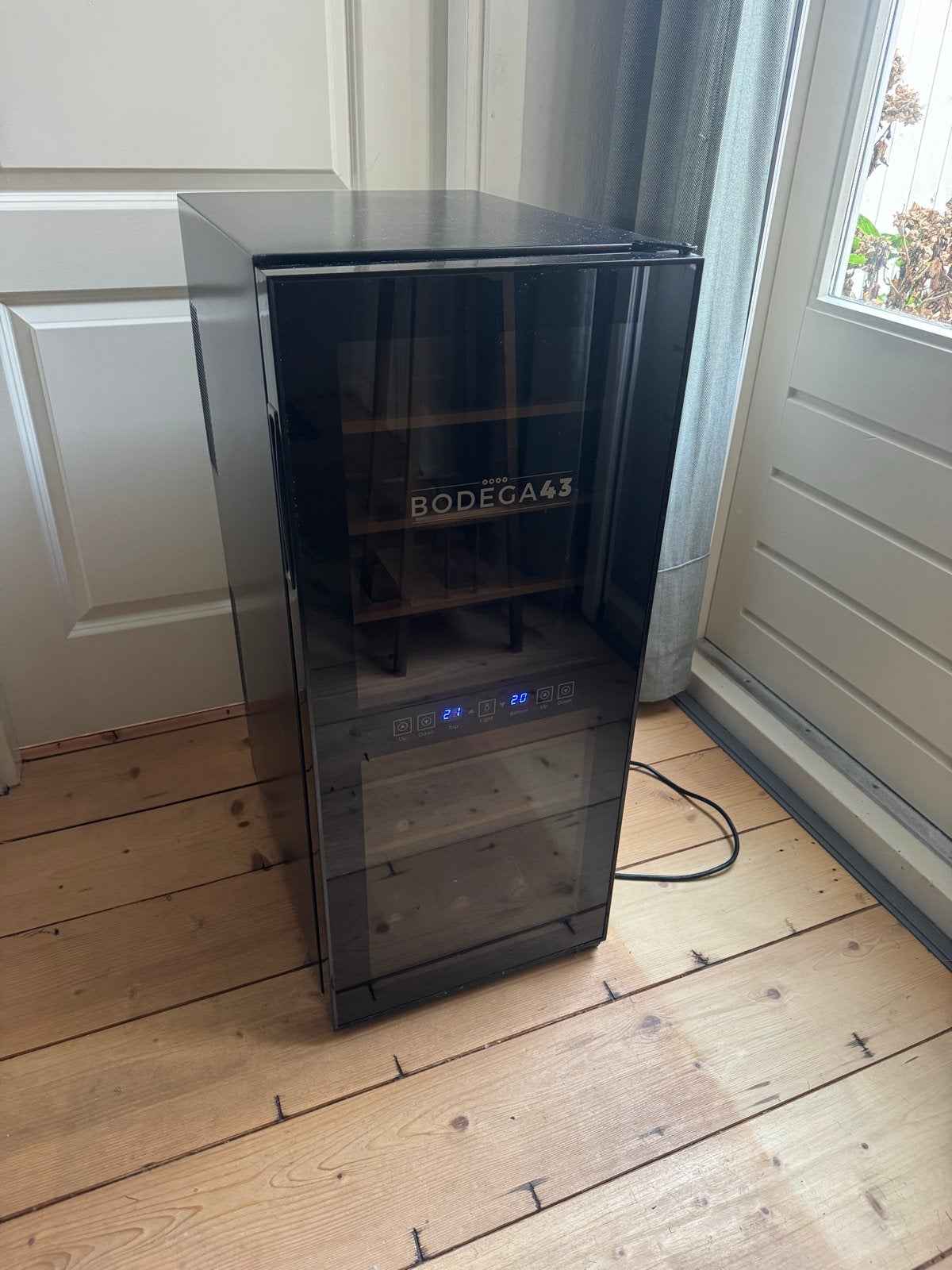 BODEGA43 Wijnkoelkast, Minder dan 45 cm, 100 tot 150 liter, Ophalen, 85 tot 120 cm