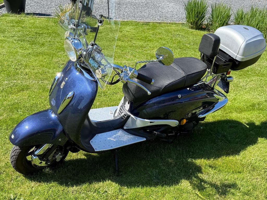 Scooter Grande Retro, Ophalen, BTC, Zo goed als nieuw, Benzine