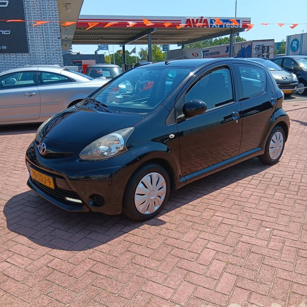 Toyota Aygo 1.0 VVT-i Aspiration, Auto's, Voorwielaandrijving, Euro 5, Gebruikt, 4 stoelen