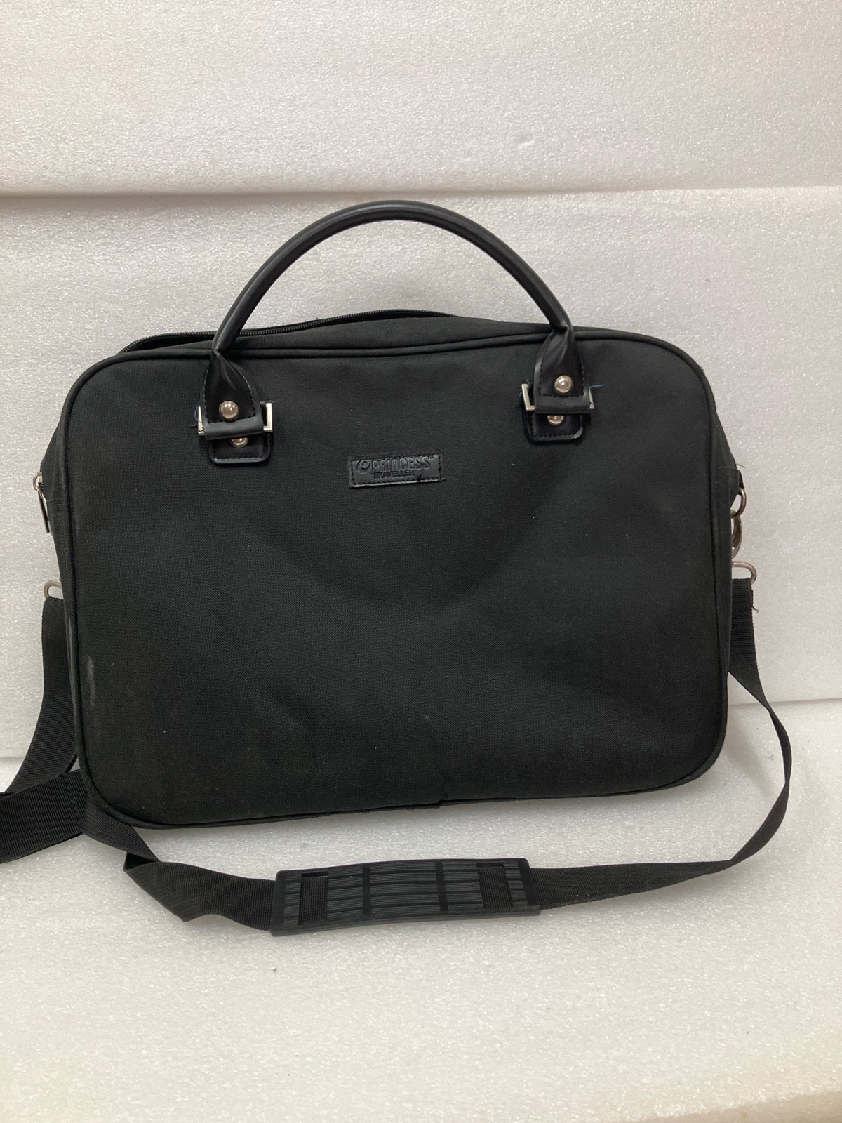 Zwarte Princess Traveller Laptoptas met Schouderband, Gebruikt, Gevoerd laptopvak, 15 inch, Ophalen of Verzenden