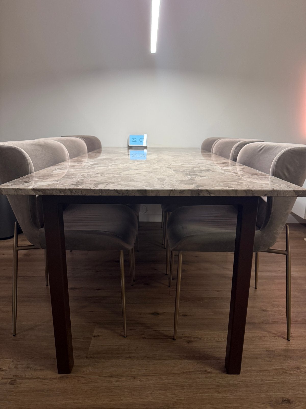 Elegante eettafel met marmerlook blad, Ophalen, Overige materialen, 50 tot 100 cm, Zo goed als nieuw