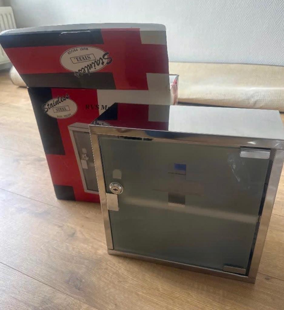 Nieuw Medicijnkastje, Ophalen, Overige typen, Nieuw, 50 tot 100 cm
