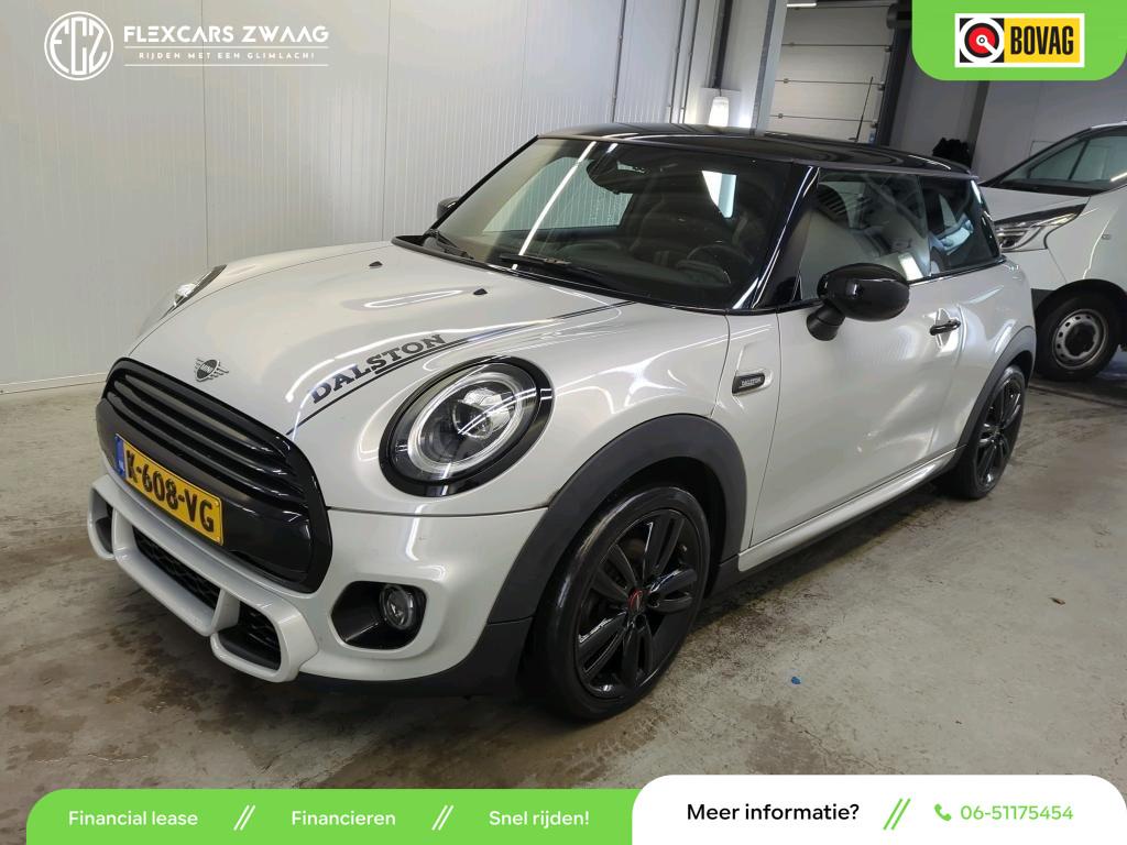 Mini Mini 1.5 Cooper Dalston Edition - Navi - Climate - Wint, Auto's, Mini, Voorwielaandrijving, 136 pk, Gebruikt, 4 stoelen