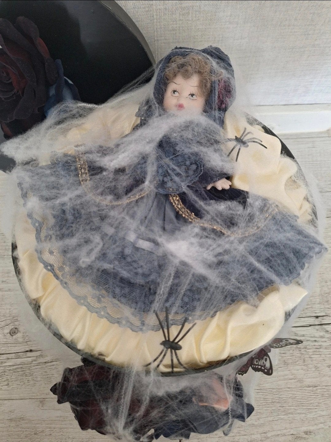 Miss Lizzy in the box, Ophalen of Verzenden, Nieuw, Feestartikel, Halloween of Griezel
