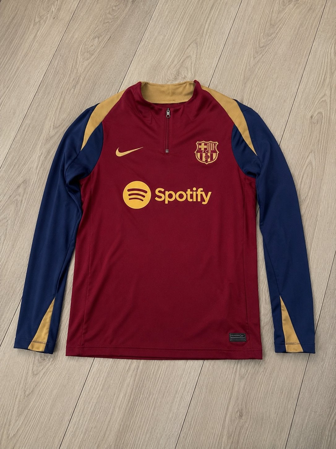 Barcelona tenue, Ophalen of Verzenden, Zo goed als nieuw, Shirt