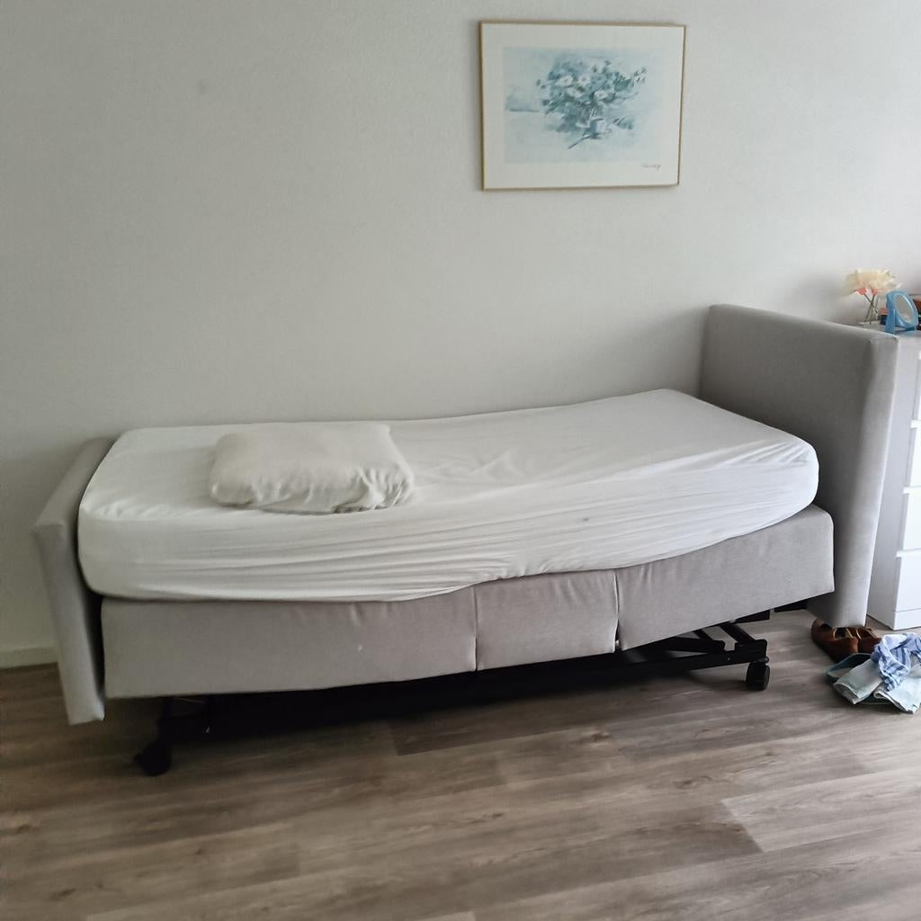 Seniorenbed in goede staat, Ophalen, Eenpersoons, 210 cm, 100 cm