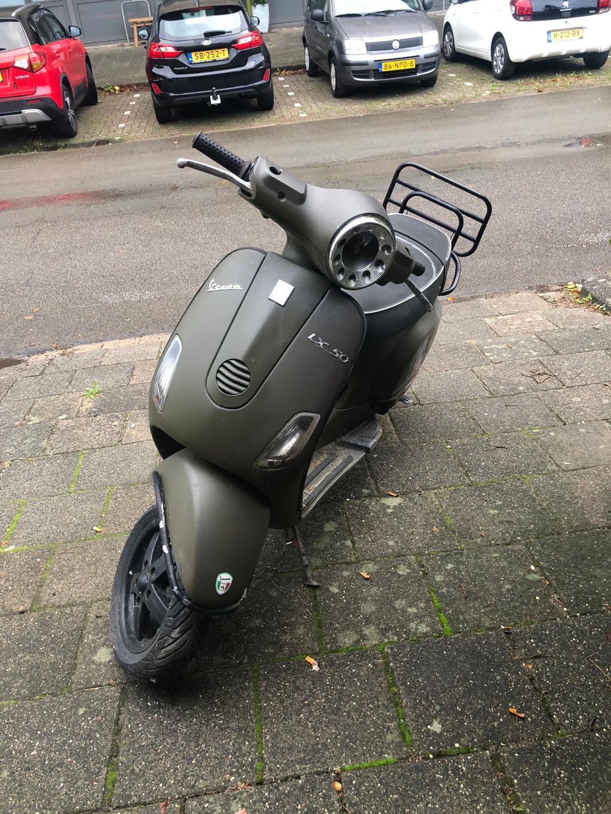 Vespa LX50 - Olijfgroen - Gebruikt, Ophalen, Gebruikt, Maximaal 45 km/u, Benzine