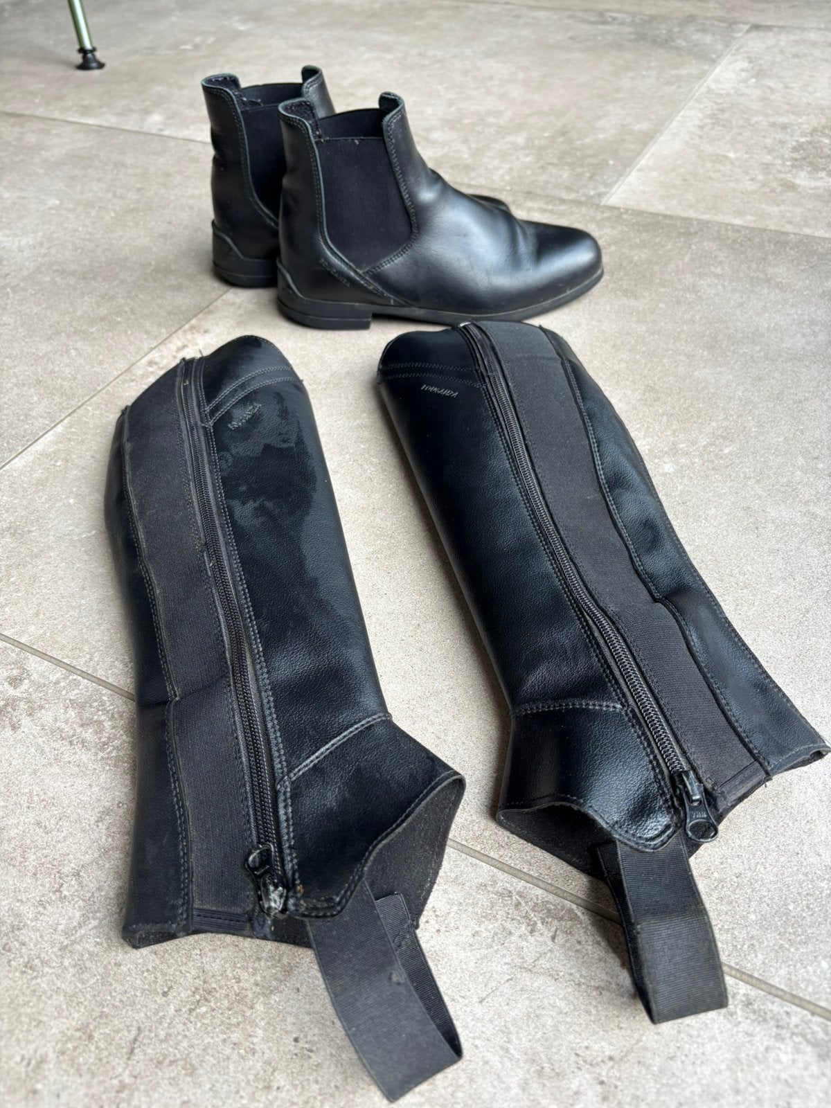 Jophurs maat 36 en chaps 35 cm (circa 12 jaar), Dieren en Toebehoren, Paardrijkleding, Gebruikt, Kinderen, Fouganza, Ophalen of Verzenden