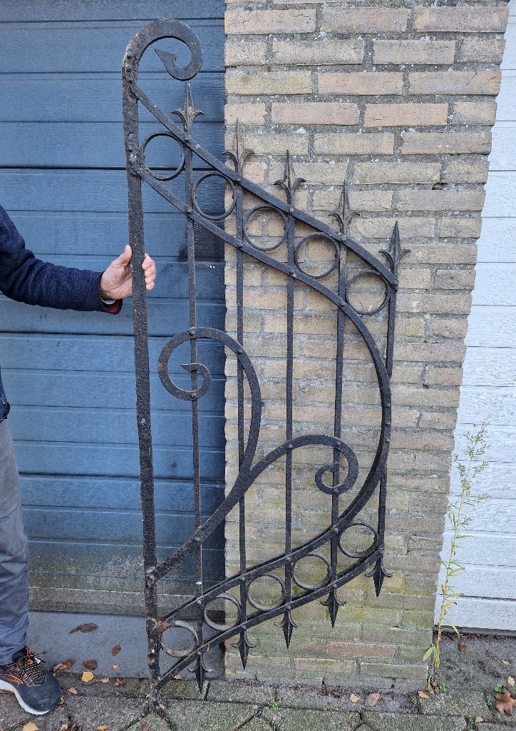 Antiek (smeed) ijzeren poort 1800 - set v. 2 stuks, Ophalen, Gebruikt, IJzer, Sierhekwerk
