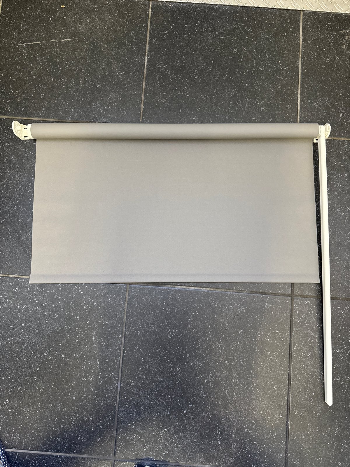 IKEA FRIDANS verduisterend rolgordijn, grijs, 80x195cm, Ophalen, Verduisterend, Zo goed als nieuw, Rolgordijn