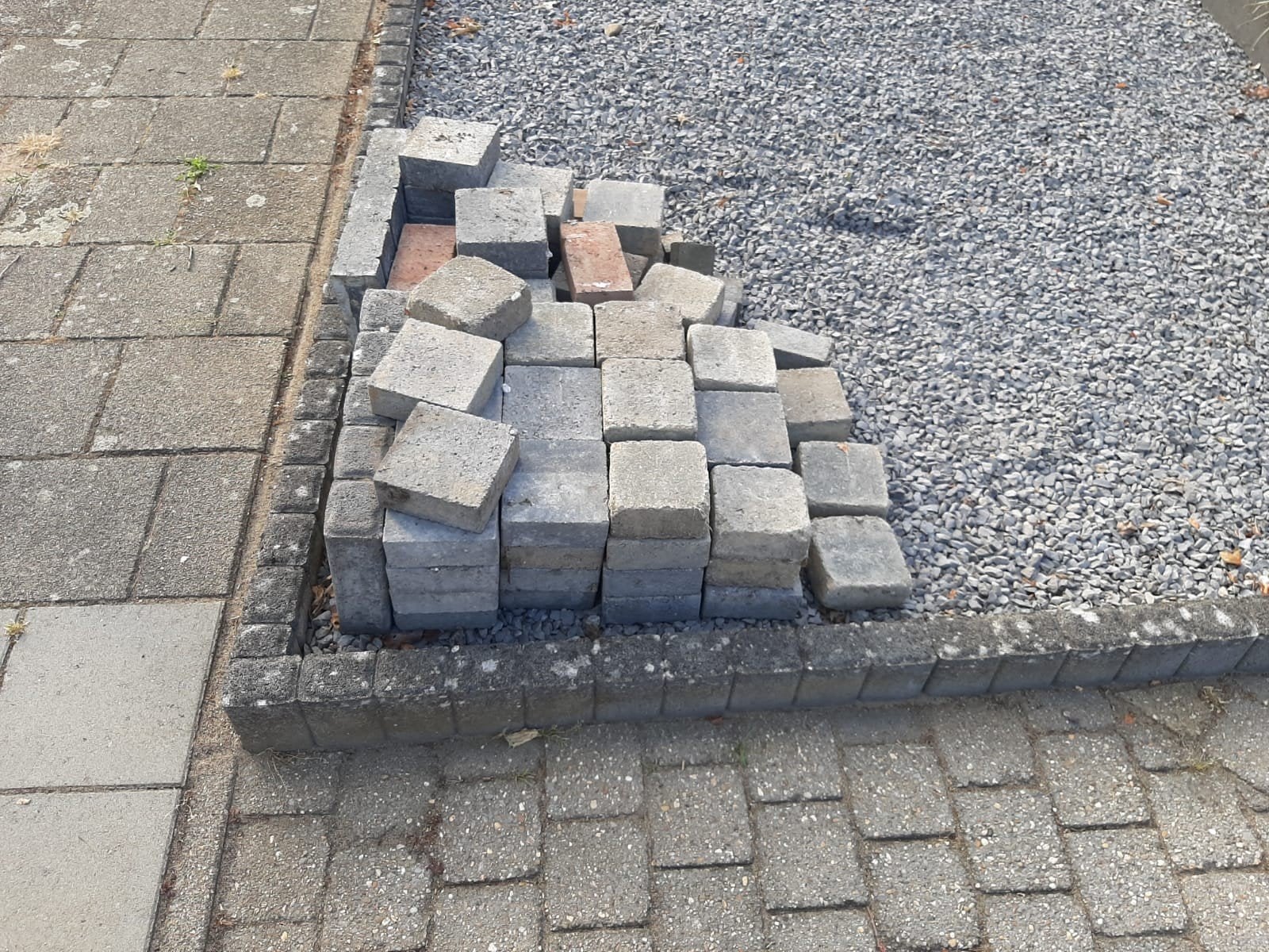 Betonstenen (Gratis afhalen), Ophalen