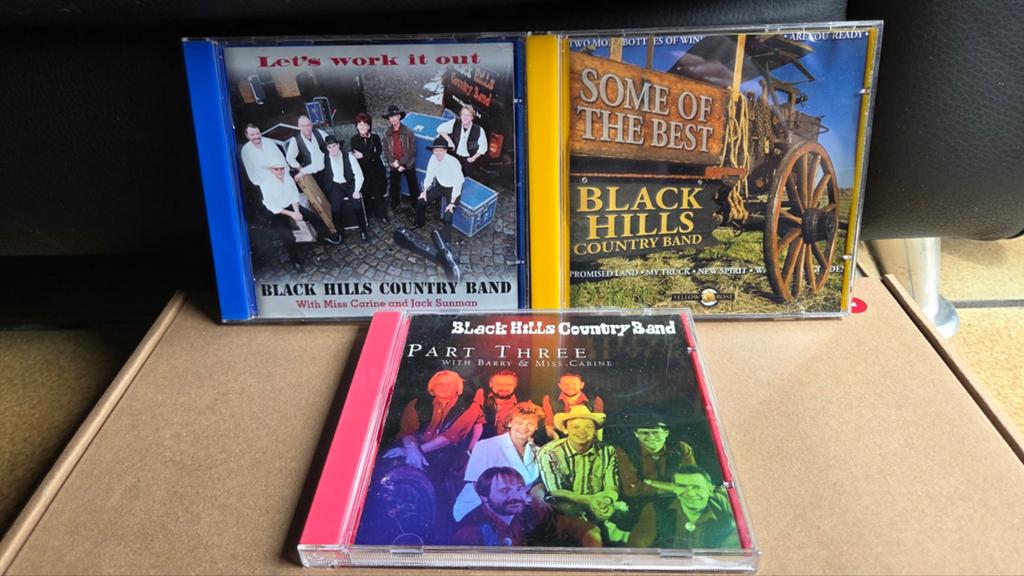 3x Black Hills Country Band, Verzenden, Gebruikt