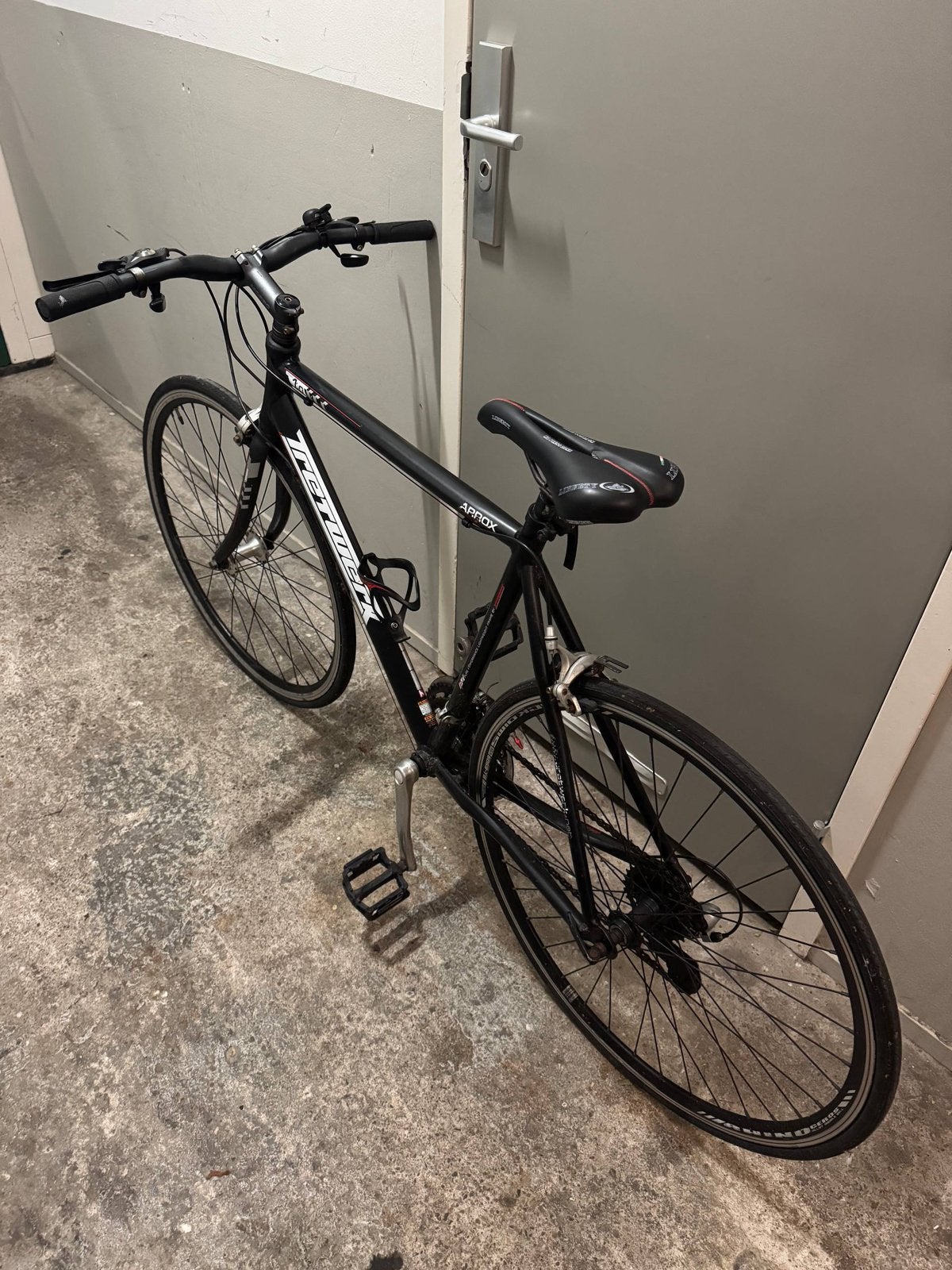 Tretwerk stads-/trekkingfiets - 56 cm, 8 versnellingen, Overige merken, Gebruikt, Velgrem, Ophalen of Verzenden