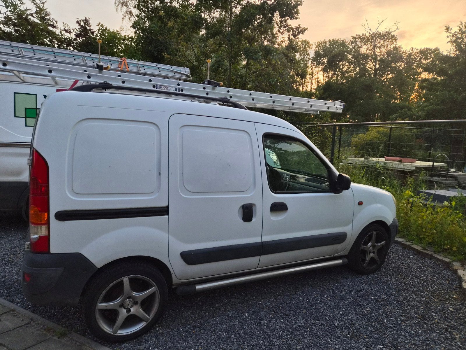 Renault Kangoo 1.5 DCI 80 Euro 2000 HL 2005, Auto's, Voorwielaandrijving, 532 kg, 4 cilinders, 1064 kg