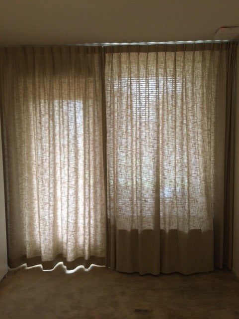 Gordijnen a House of Happiness, Ophalen of Verzenden, Zo goed als nieuw, Beige