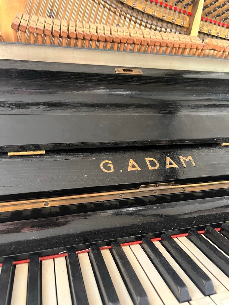 Antieke G. Adam Piano, Muziek en Instrumenten, Piano's, Ophalen, Gebruikt, Zwart, Piano