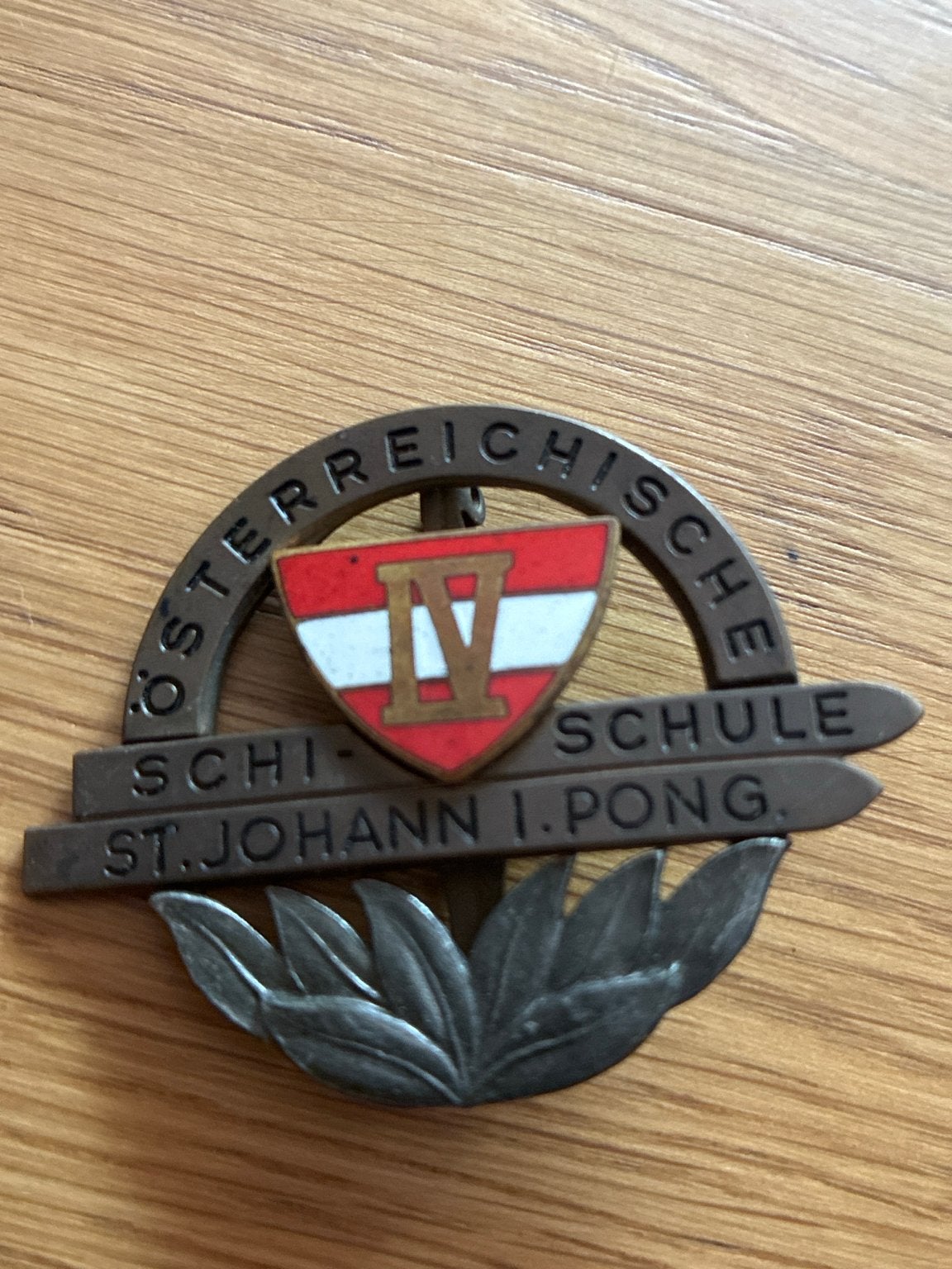 Vintage Oostenrijks Skischool Insigne St. Johann Pongau, Verzenden, Gebruikt
