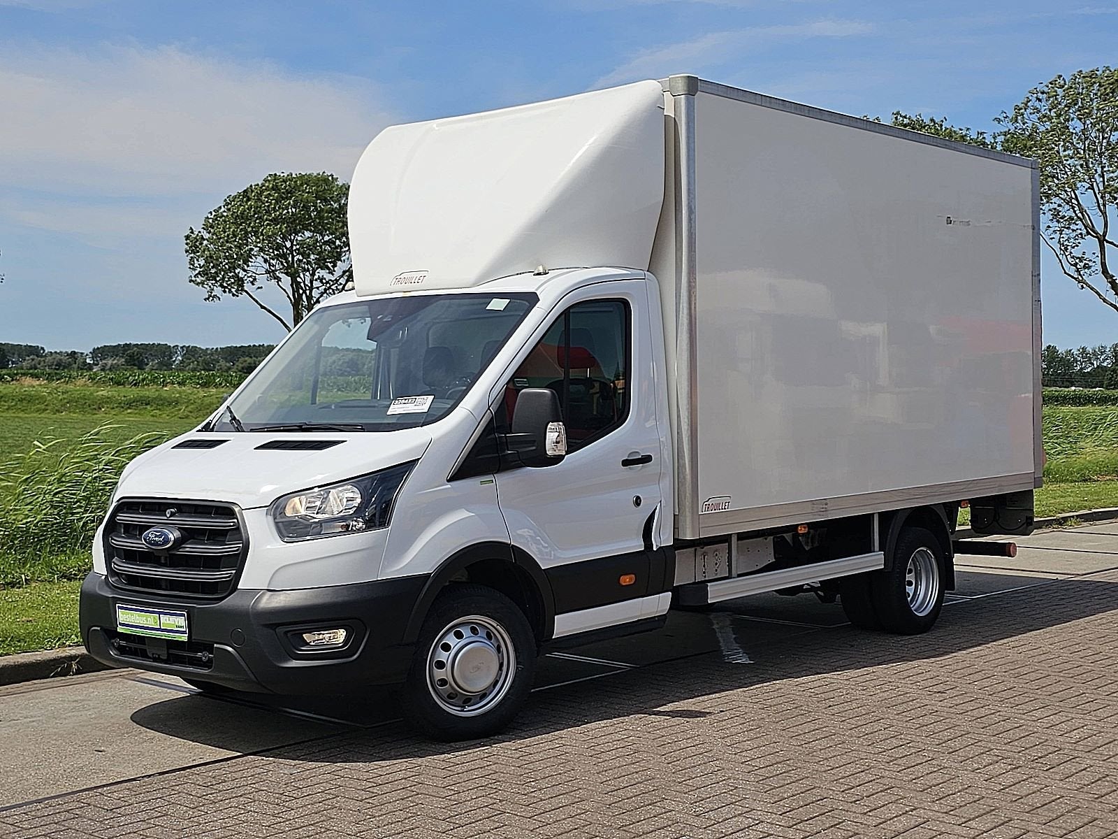 FORD TRANSIT 2.0 bakwagen laadklep!, Auto's, Gebruikt, Euro 6, Wit, Bedrijf