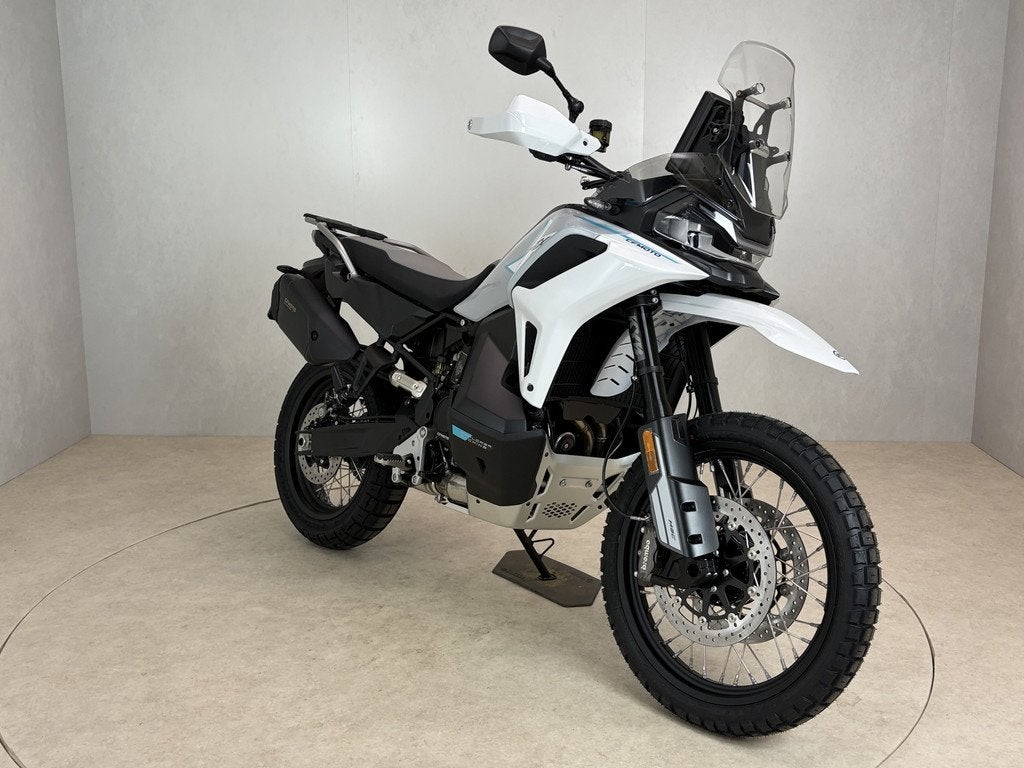 CFMOTO 1000MT-X (bj 2026), Motoren, Meer dan 35 kW, Toermotor, Contact@bwimport.be, Bedrijf