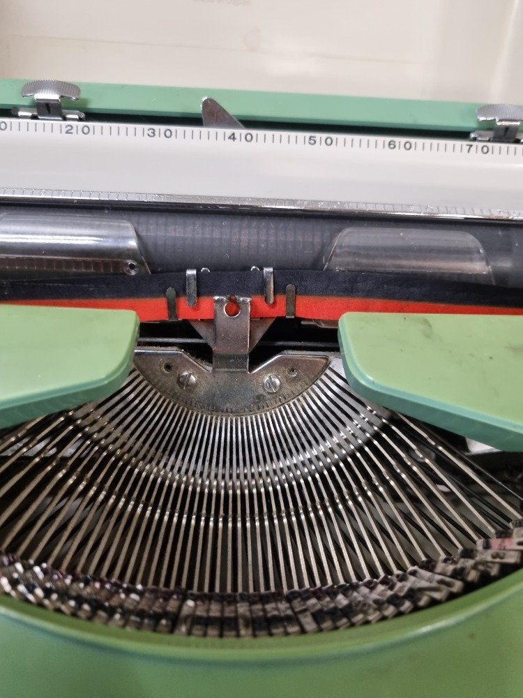 typemachine unser favorit rheinmatall, Ophalen of Verzenden, 'T Olde Gre-j, Info@toldegrej.nl, Endepoelstraat 20f Didam