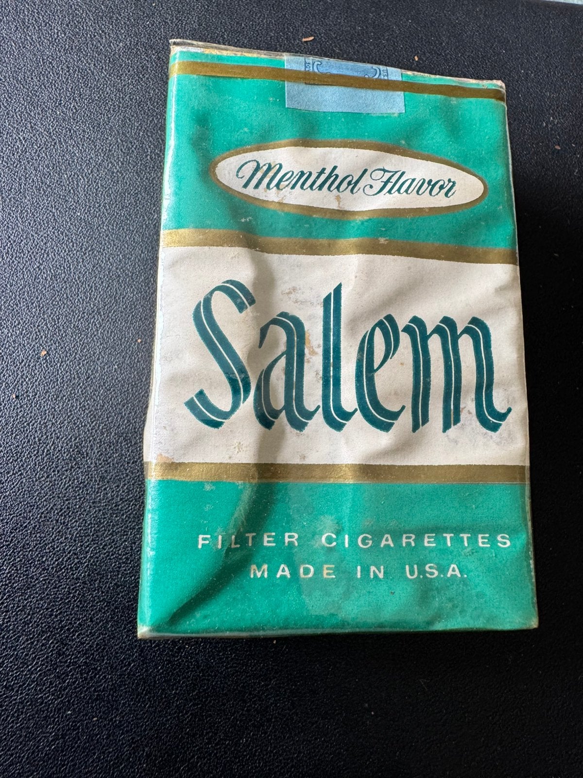 Pakje sigaretten Salem, Verzenden, Zo goed als nieuw, Tabaksdoos of Verpakking