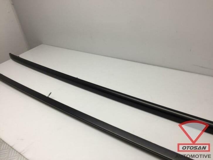 vw passat b8 2019 variant dakrails set 3g9860025q 3g9860026q, Auto-onderdelen, Gebruikt, Volkswagen, Volkswagen AG, Berliner Ring 2
38440  Wolfsburg, DE