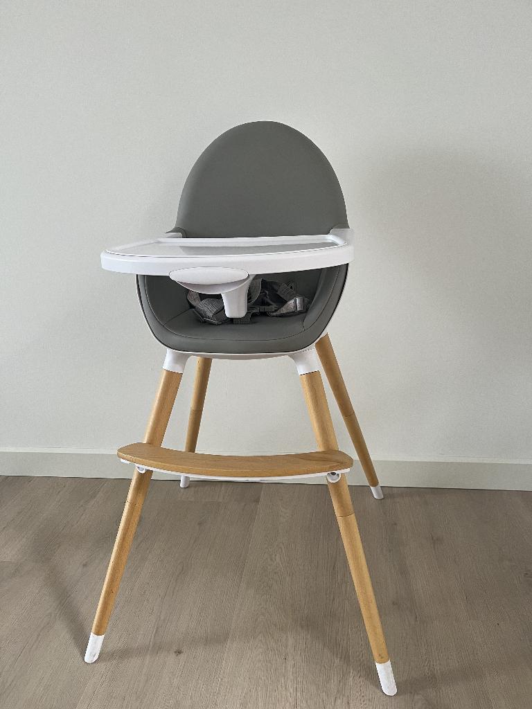 Mooi kinderstoeltje, Kinderen en Baby's, Ophalen, Zo goed als nieuw, Meegroeistoel, Gordel(s)