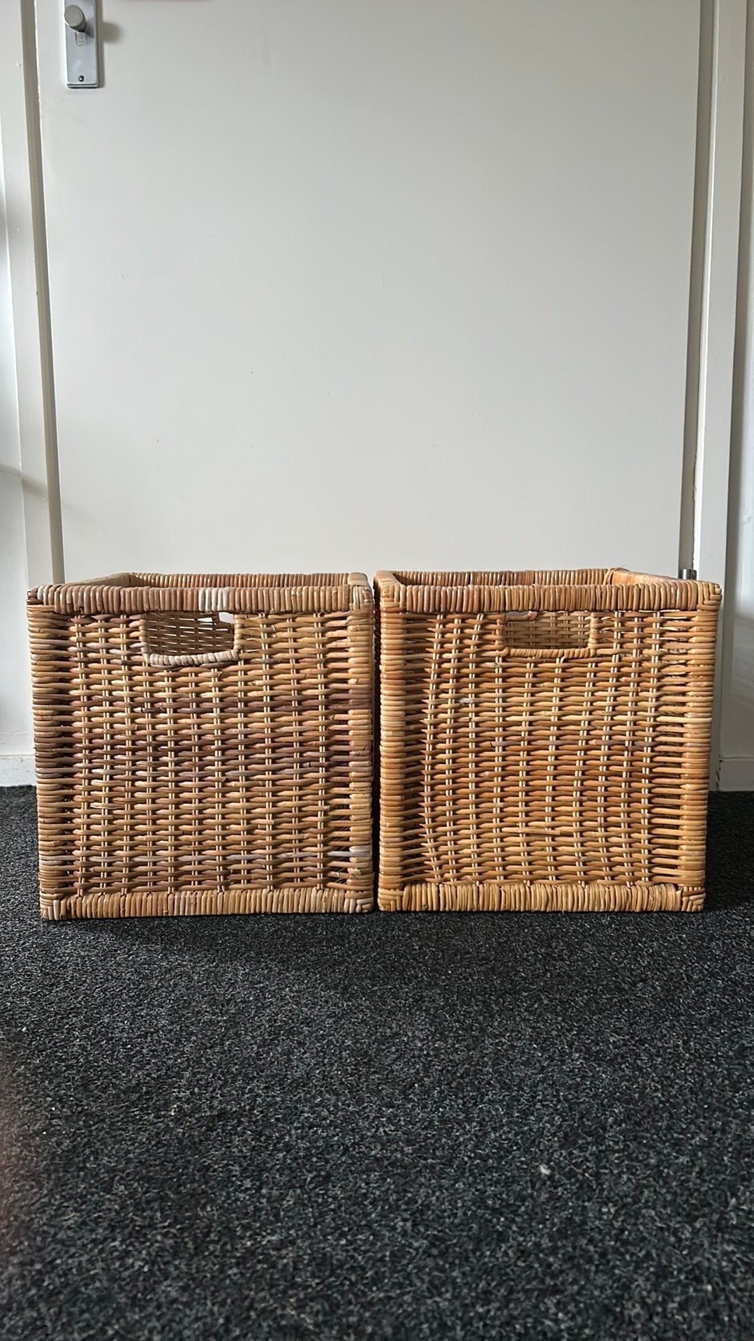 2x Branas Manden IKEA, Ophalen, Mand, Vierkant, Zo goed als nieuw