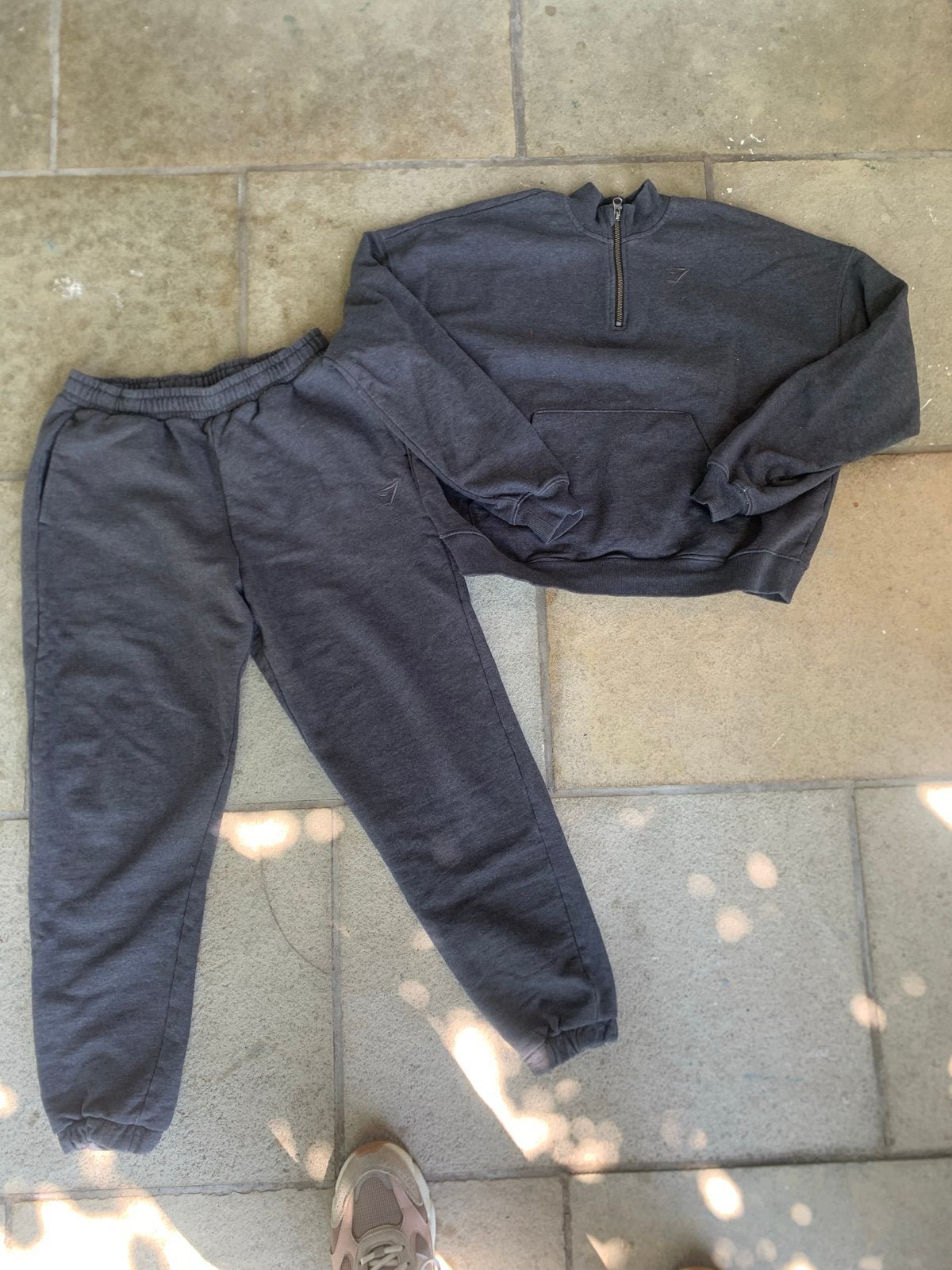 Gymshark dames joggingspak - Maat S, Kleding | Dames, Ophalen of Verzenden, Gedragen, Maat 36 (S), Grijs