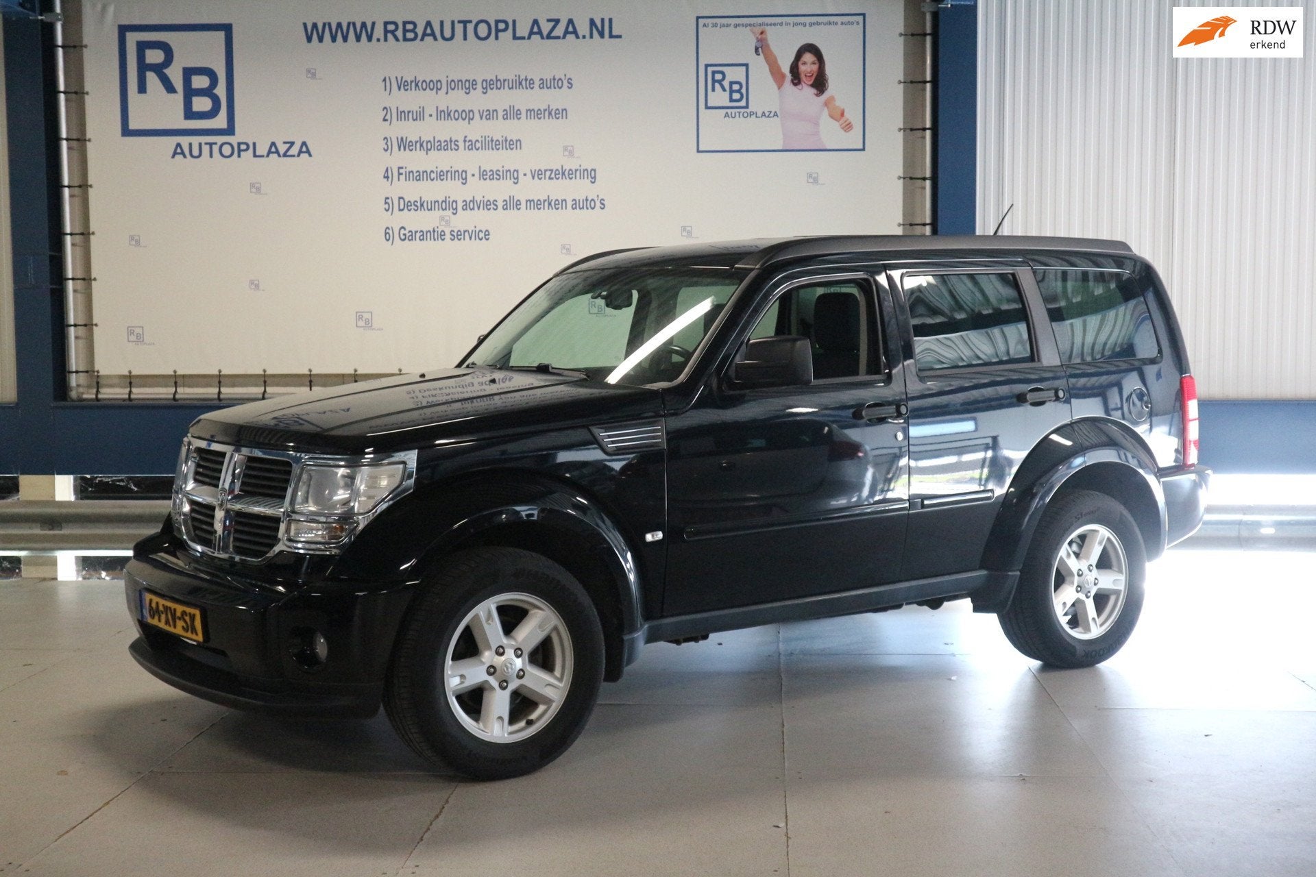 Dodge Nitro 3.7 V6 SXT AUT + NAP + BLACK PACK ! ! !, Auto's, Automaat, 3700 cc, Gebruikt, Zwart