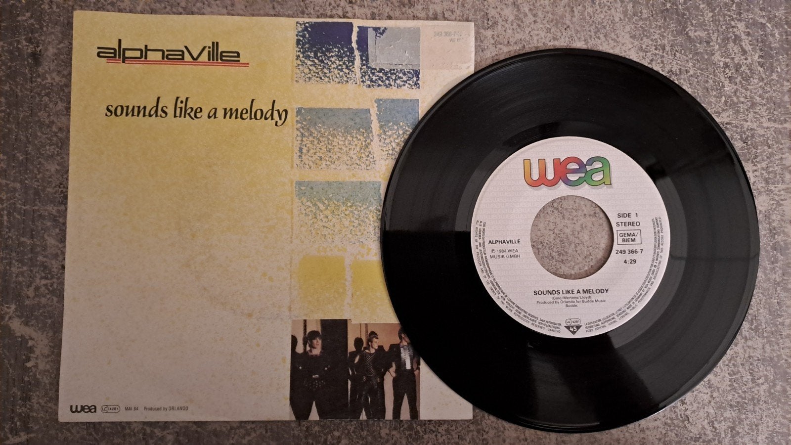 alphaville  - sounds like melody, Gebruikt, 7 inch, Pop, Fotohoes