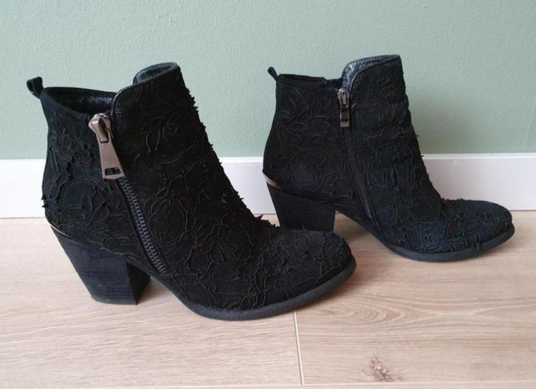 Enkellaarsjes Elma & Pena mt 40 ZGAN, Kleding | Dames, Schoenen, Zwart, Ophalen of Verzenden, Zo goed als nieuw, Elma & Pena