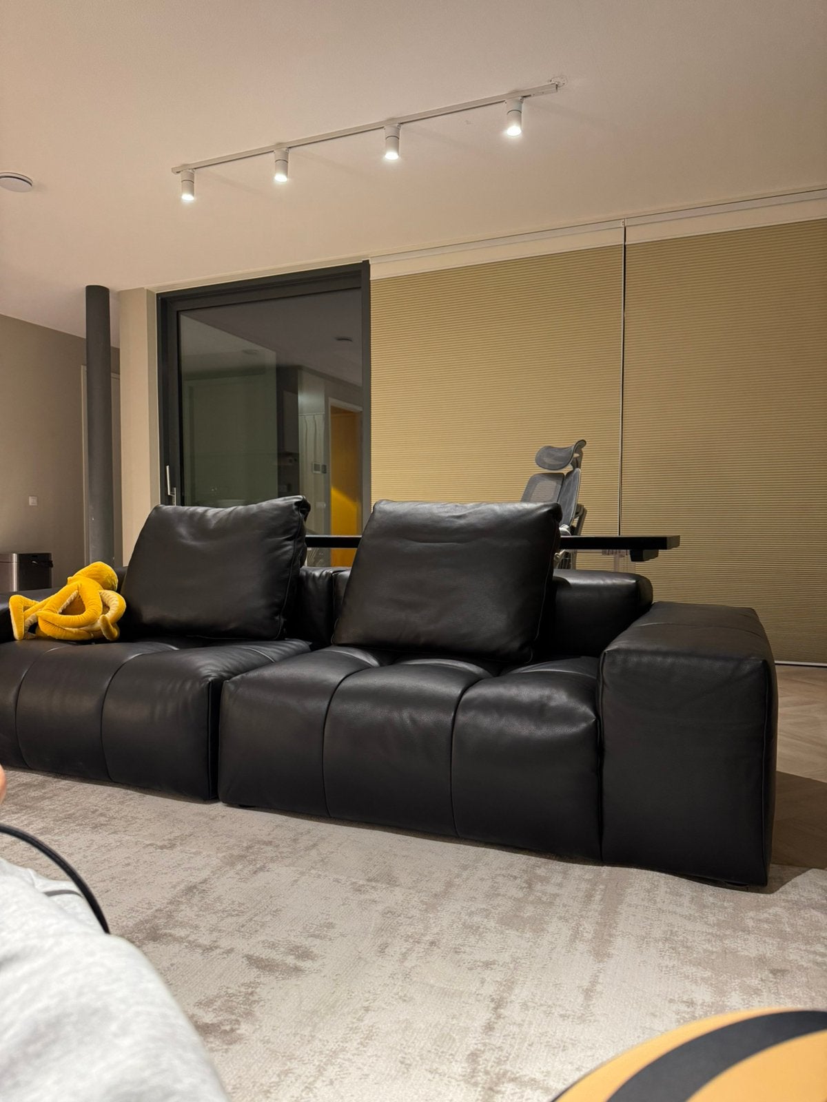 Moderne Zwarte Loungebank - 280cm breed 100% echt leer, Huis en Inrichting, Ophalen, 250 tot 300 cm, 100 tot 125 cm, Nieuw