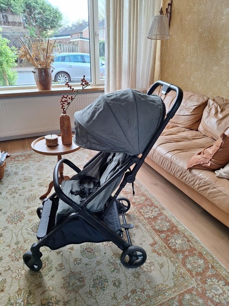 Mooie, groene Prenatal buggy, weinig gebruikt, Ophalen, Zo goed als nieuw
