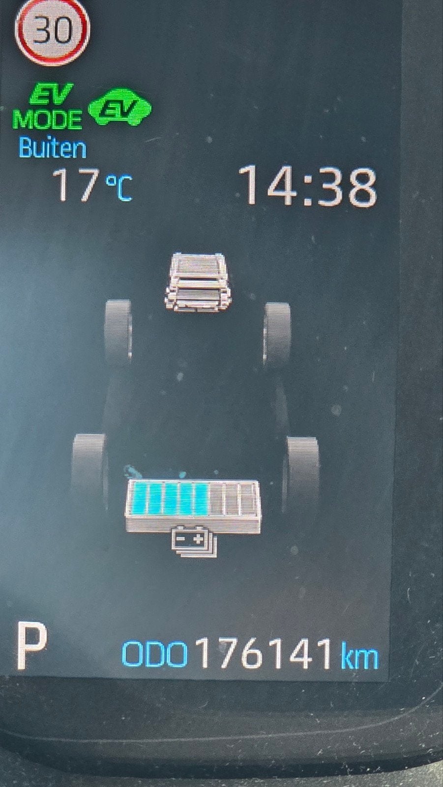 Foto 18 van ​Toyota Corolla 1.8 Hybrid (2019) | Automaat | CarPlay