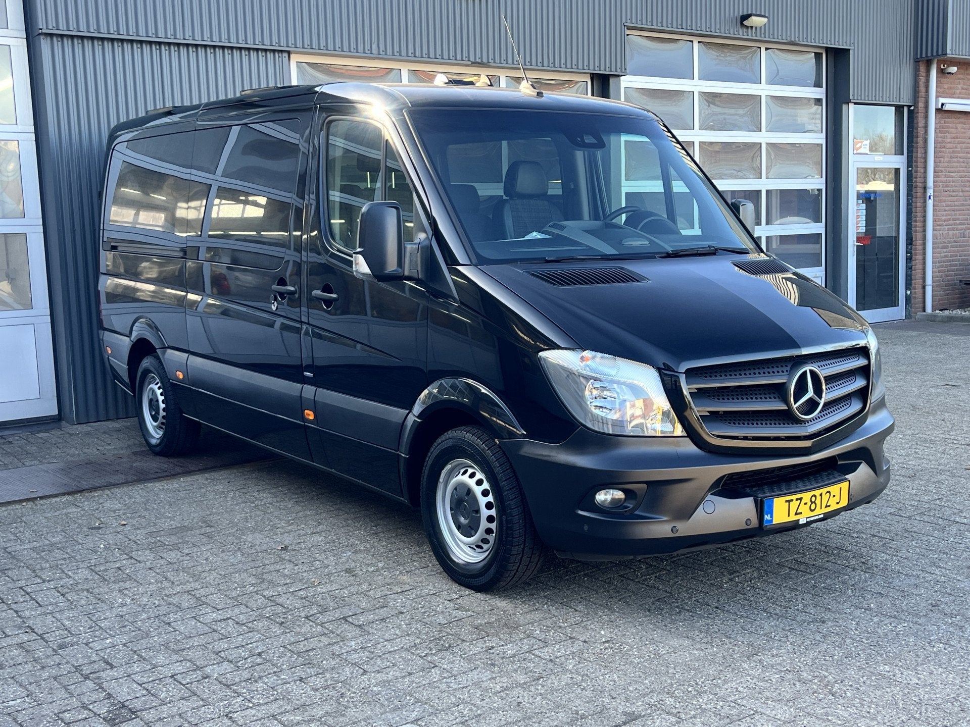 Mercedes-Benz Sprinter 316 CDI 8 Persoons Airco Cruise contr, Auto's, Automaat, Gebruikt, 2000 kg, Zwart