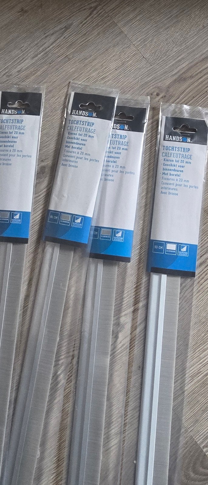 Tochtstrip Calfeutrage Hands On 93 cm Aluminiummet borstel, Ophalen of Verzenden, Nieuw, Metaal, Overige typen