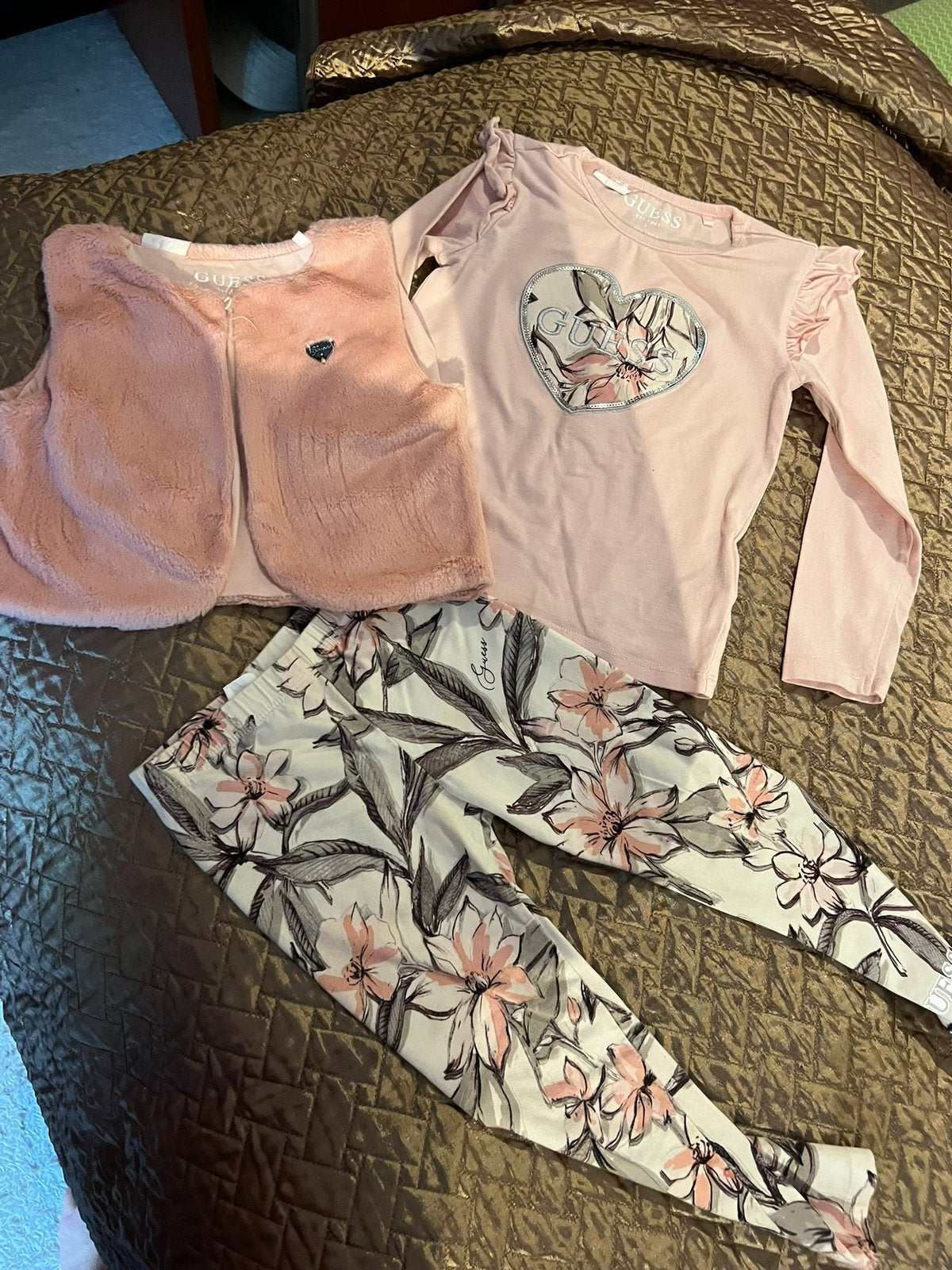 Guess set 3 drlig maat 98 origineel zgan, Meisje, Ophalen of Verzenden, Setje, Guess